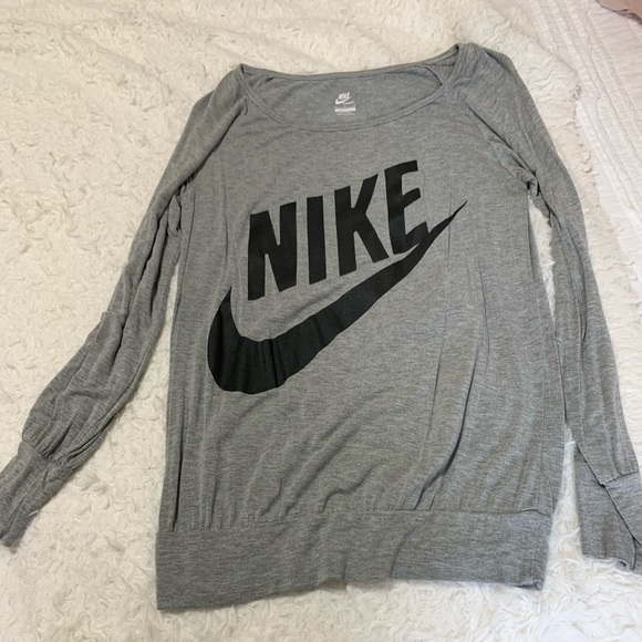 long sleeve nike workout shirts